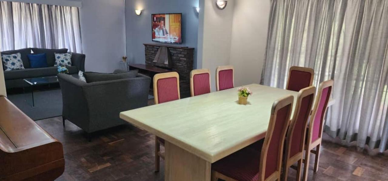 Lovely 3 Bed In Mount Pleasant - 2153 Harare Ngoại thất bức ảnh